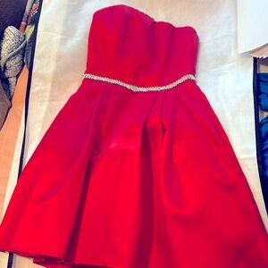 Red strapless B darling dress size 1/2 with pockets